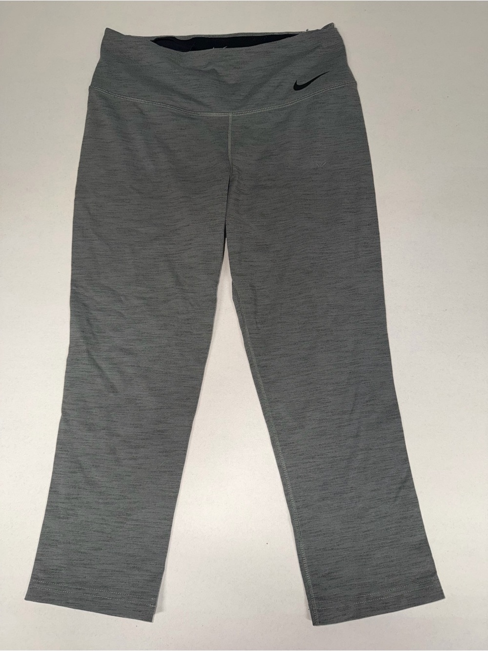 Nike Gray Cropped Performance Leggings